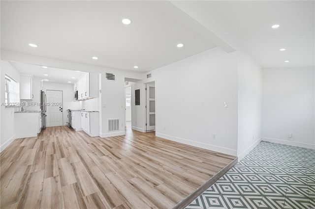 335 NE 12th Avenue, Boynton Beach, FL 33435