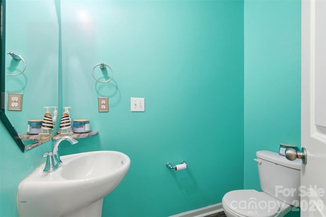 7017 Whitewater Loop, Lowell, NC 28098