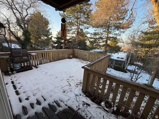 2809 WILLOW HILLS DR, Sandy, UT 84093