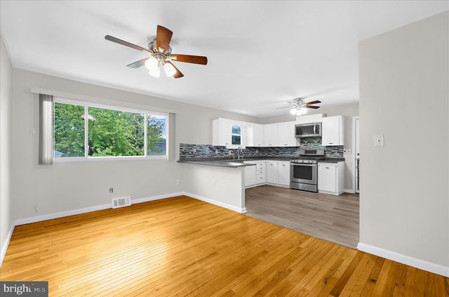 7969 CROWNSWAY, Glen Burnie, MD 21061