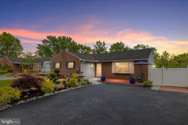 7969 CROWNSWAY, Glen Burnie, MD 21061