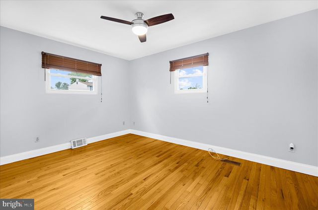 7969 CROWNSWAY, Glen Burnie, MD 21061