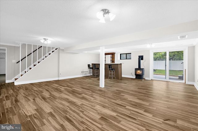7969 CROWNSWAY, Glen Burnie, MD 21061