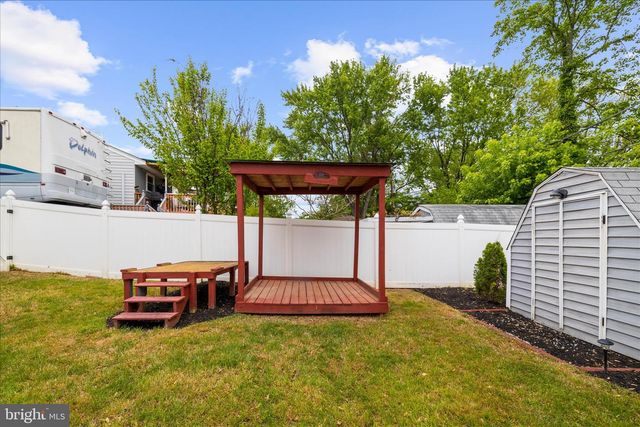 7969 CROWNSWAY, Glen Burnie, MD 21061