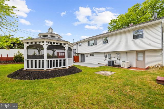 7969 CROWNSWAY, Glen Burnie, MD 21061