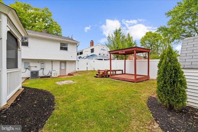7969 CROWNSWAY, Glen Burnie, MD 21061