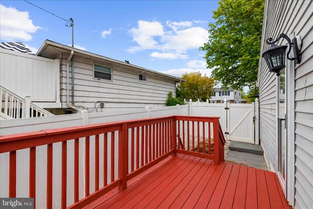 7969 CROWNSWAY, Glen Burnie, MD 21061