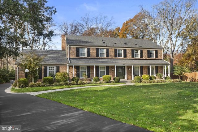 9006 NOMINI LN, Alexandria, VA 22309