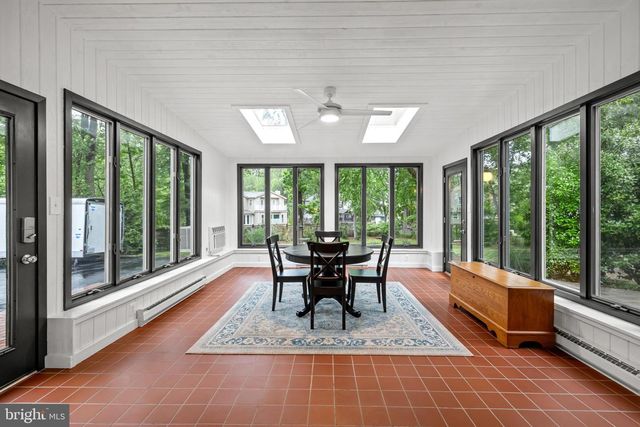 9006 NOMINI LN, Alexandria, VA 22309