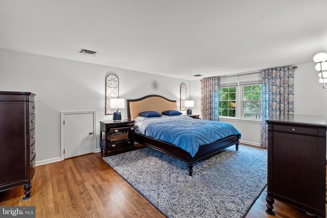 9006 NOMINI LN, Alexandria, VA 22309