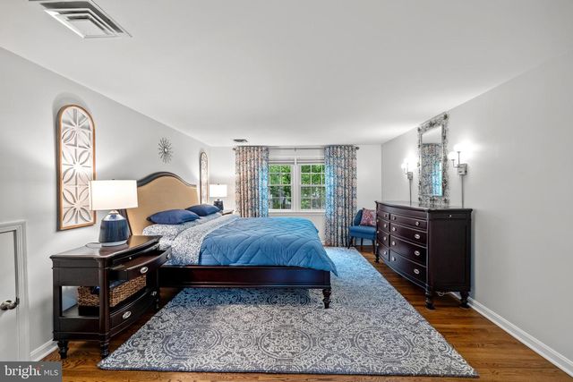 9006 NOMINI LN, Alexandria, VA 22309