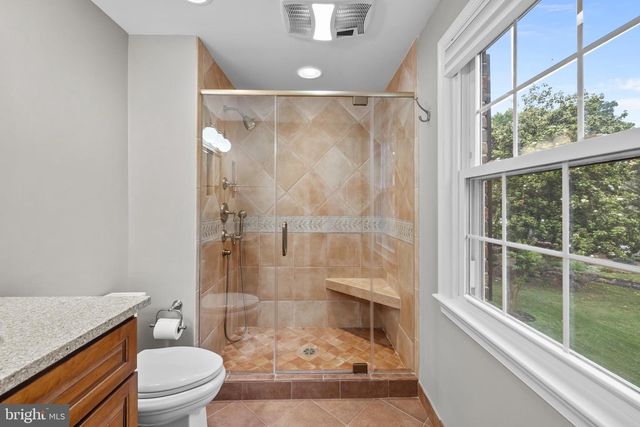 9006 NOMINI LN, Alexandria, VA 22309
