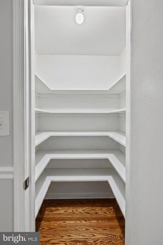 9006 NOMINI LN, Alexandria, VA 22309