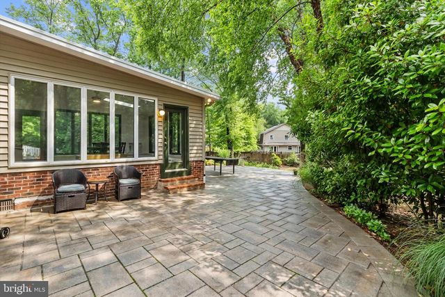 9006 NOMINI LN, Alexandria, VA 22309