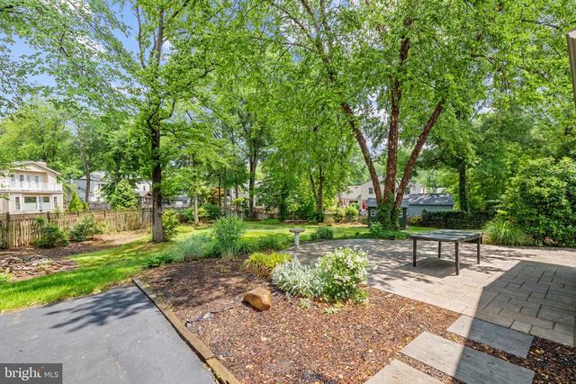 9006 NOMINI LN, Alexandria, VA 22309