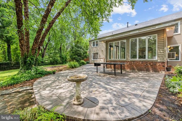 9006 NOMINI LN, Alexandria, VA 22309