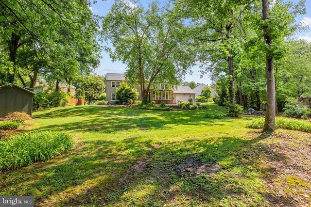 9006 NOMINI LN, Alexandria, VA 22309