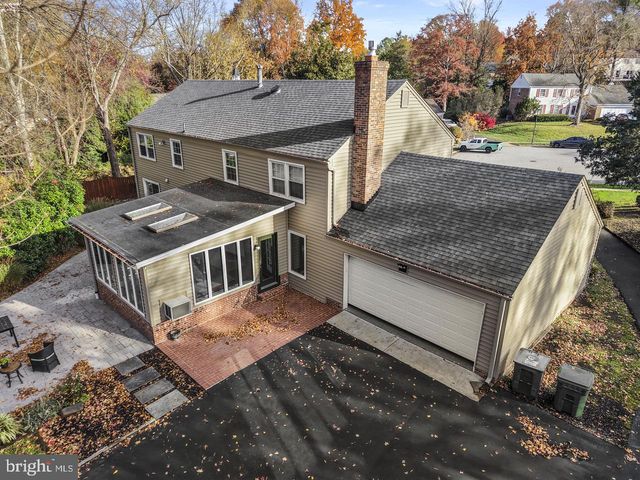 9006 NOMINI LN, Alexandria, VA 22309