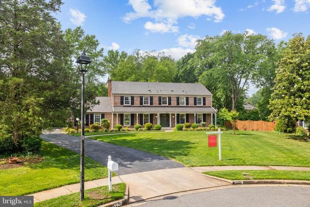 9006 NOMINI LN, Alexandria, VA 22309