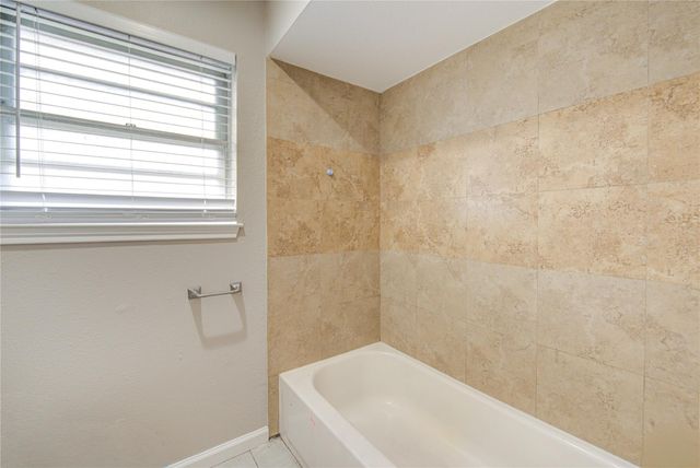 6430 Pirtlewood Circle, Houston, TX 77088