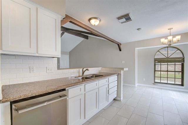 6430 Pirtlewood Circle, Houston, TX 77088