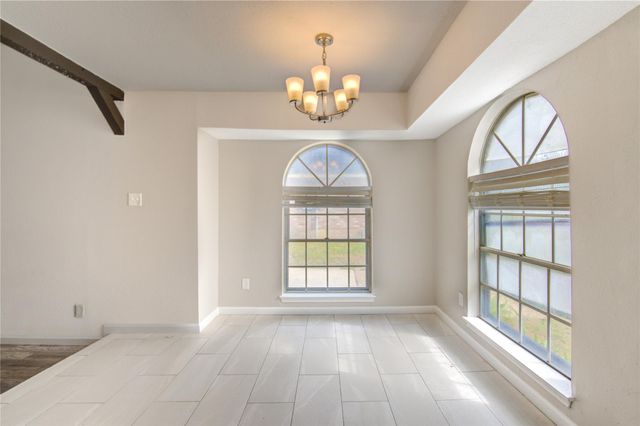 6430 Pirtlewood Circle, Houston, TX 77088