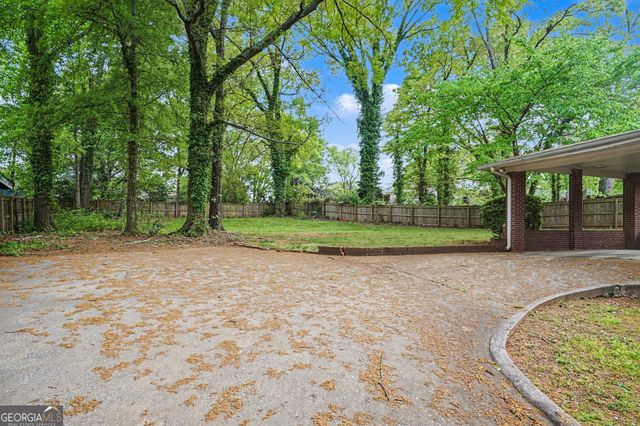 2615 Glenvalley Drive, Decatur, GA 30032