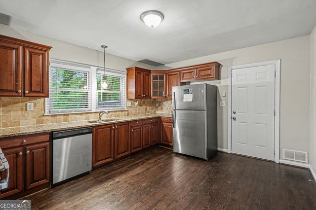 2615 Glenvalley Drive, Decatur, GA 30032