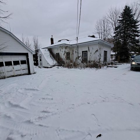 2812 WATER STREET, Stevens Point, WI 54481