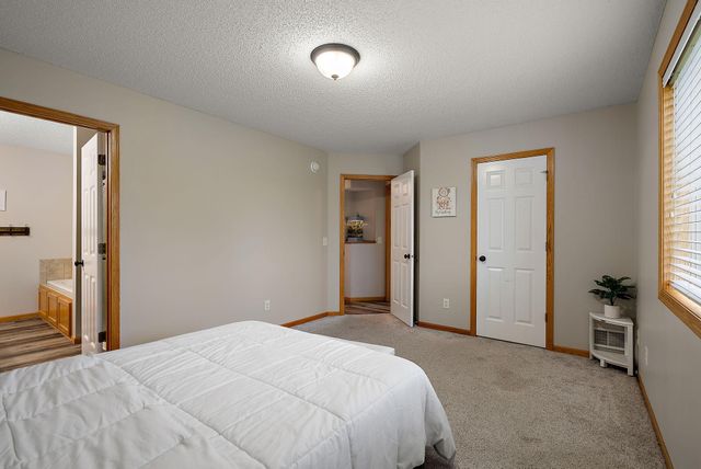 7331 Lamont Avenue NE, Albertville, MN 55301