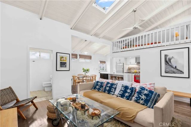 1143 Catalina Street, Laguna Beach, CA 92651