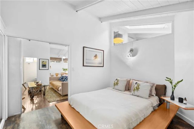 1143 Catalina Street, Laguna Beach, CA 92651