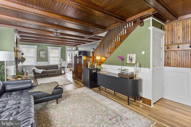 213 SAINT MARY ST, Burlington, NJ 08016