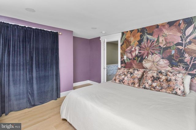 213 SAINT MARY ST, Burlington, NJ 08016