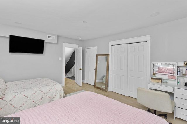 213 SAINT MARY ST, Burlington, NJ 08016