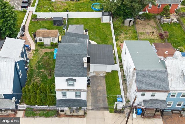 213 SAINT MARY ST, Burlington, NJ 08016