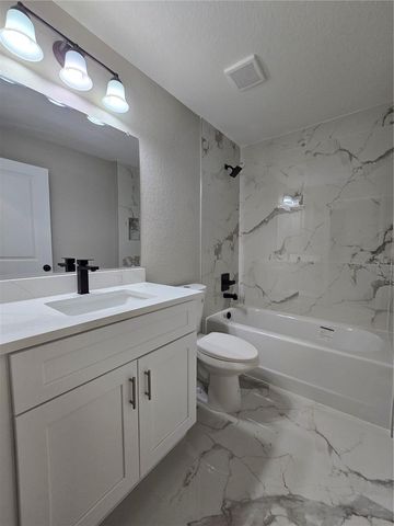 61 LOCUST RUN, Ocala, FL 34472