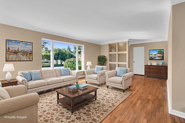 1302 Elmwood Avenue, Jackson City, MI 49203