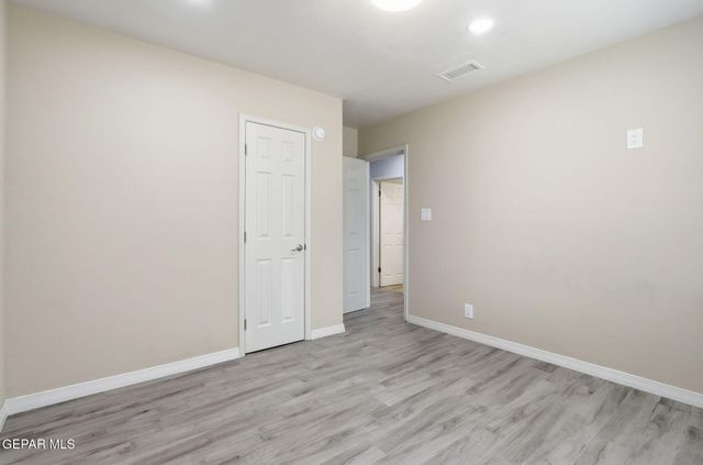 1310 E SAN ANTONIO Avenue, El Paso, TX 79901