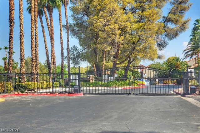 5044 South Rainbow Boulevard 206, Las Vegas, NV 89118