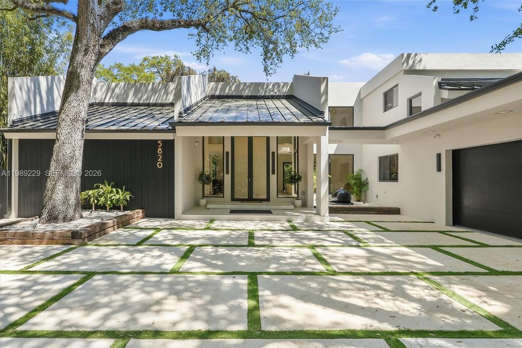 5820 SW 33rd Lane, Hollywood, FL 33312