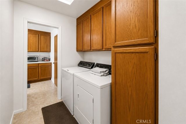 27535 Lakeview Drive 40, Helendale, CA 92342
