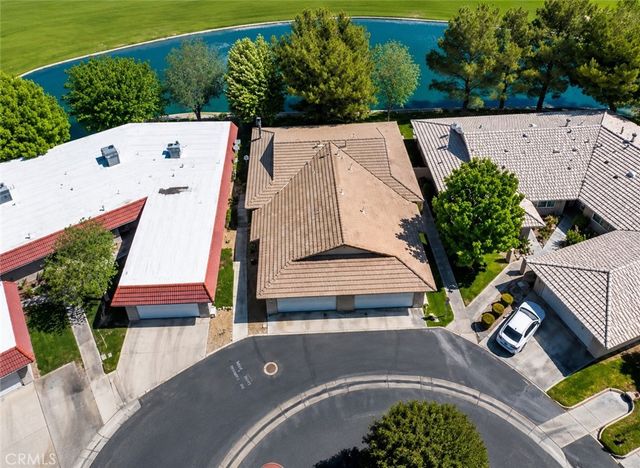 27535 Lakeview Drive 40, Helendale, CA 92342