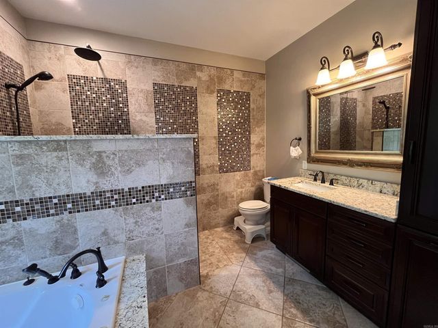 210 Little Hollow Trail, Hot Springs, AR 71913