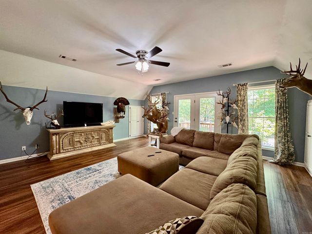 210 Little Hollow Trail, Hot Springs, AR 71913