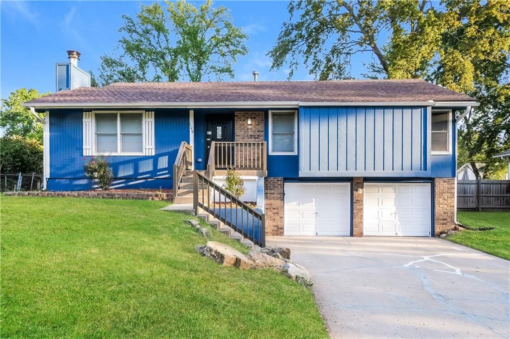 109 Rockwood Street, Blue Springs, MO 64014