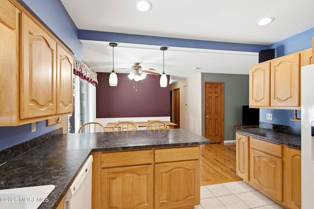 648 Dave Marion Road, Toms River, NJ 08753