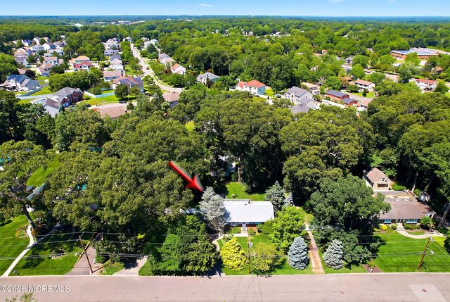 648 Dave Marion Road, Toms River, NJ 08753