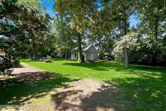 648 Dave Marion Road, Toms River, NJ 08753