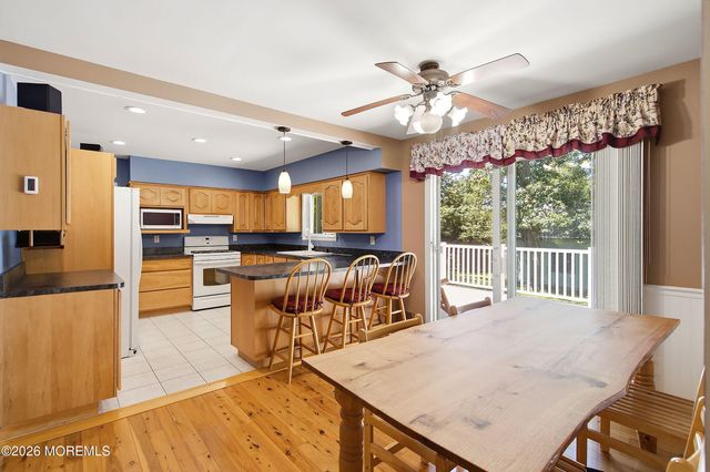 648 Dave Marion Road, Toms River, NJ 08753